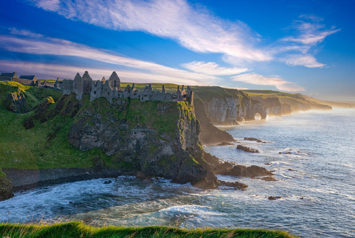 Dunluce Castle & Cliffs_Co Antrim_© Tourism Ireland