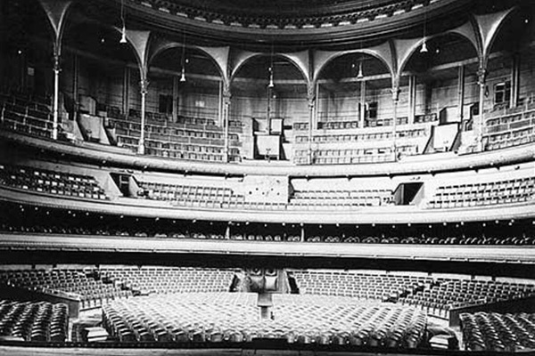 Interieur Tweede Wintercircus. © sogent